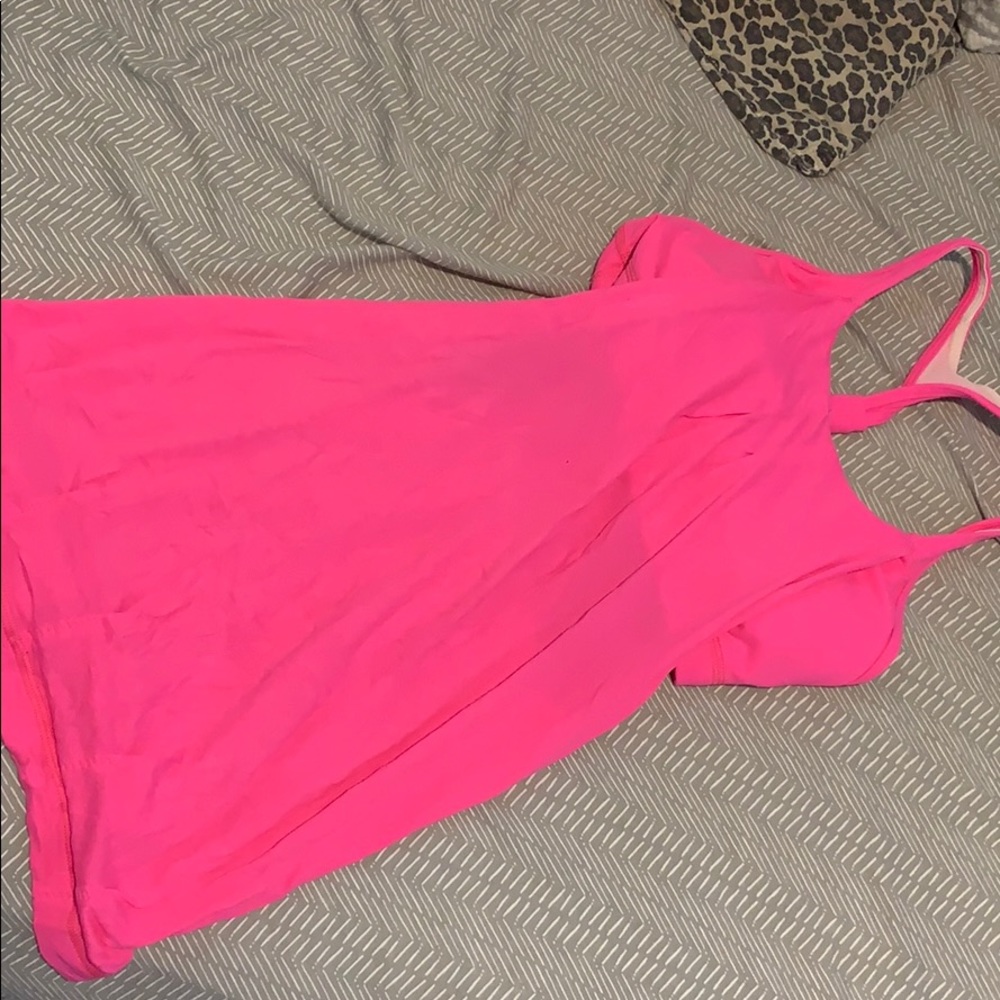 Lululemon hot pink top size 4
